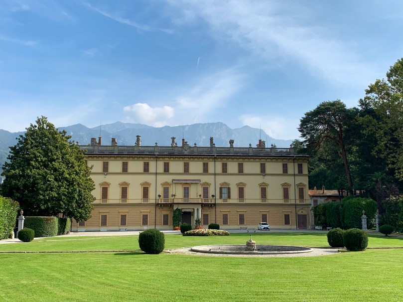 e9d9d90d-e808-4f2c-8296-005aa7592186